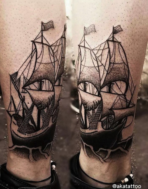 20 ejemplos de tatuajes de barcos para inspirarse